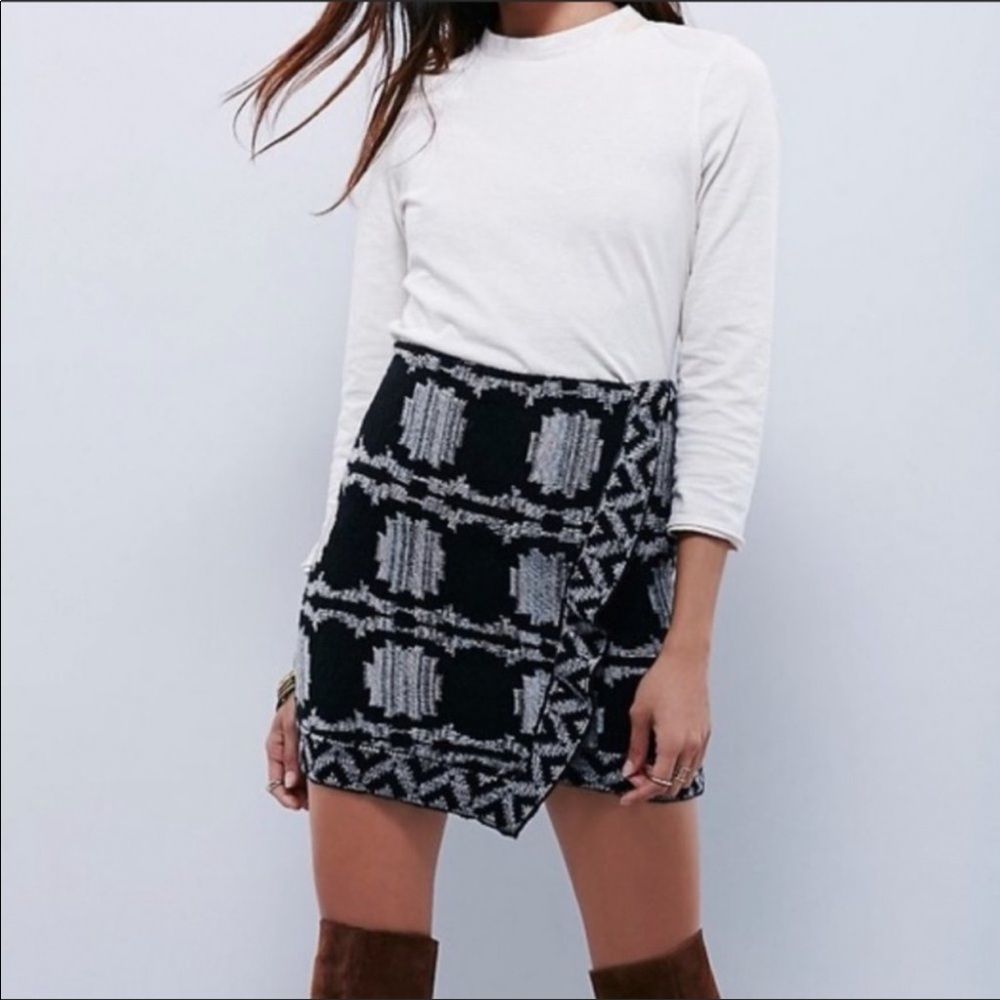 *SOLD* Free People Aztec Design Mini Skirt